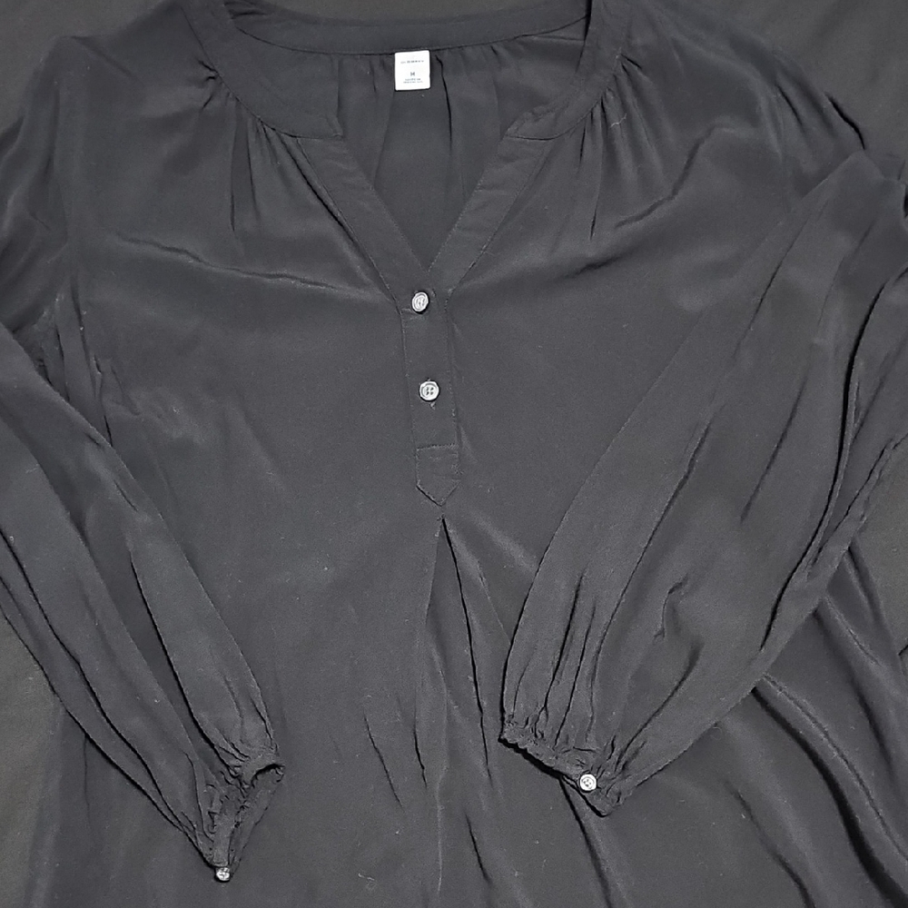 Old Navy Black V-Neck Top